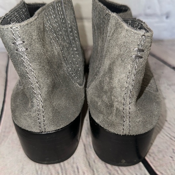 Dolce Vita Women’s Suede Slip On Booties - Picture 5 of 15